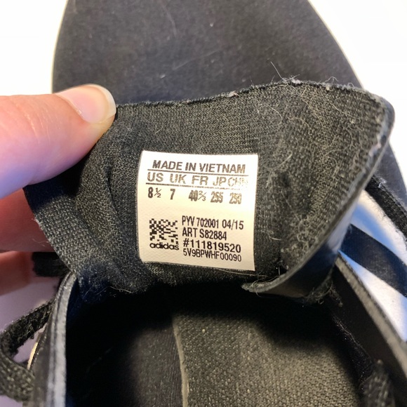 Adidas Running Shoes - Picture 7 of 7